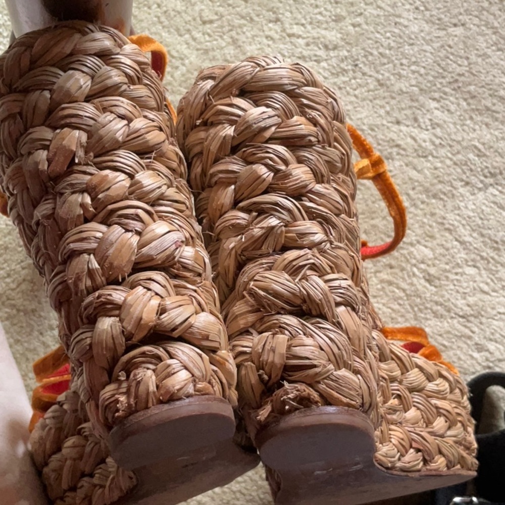 Sold YSL sandals rare find fit 36.5 - Picture 6 of 6